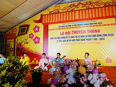 Tiếng văn trong lễ hội đình Mai Dịch: Hồn dân tộc vang vọng thời gian