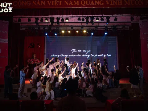 “Lặng” - Tìm lại ánh bình minh của tuổi trẻ