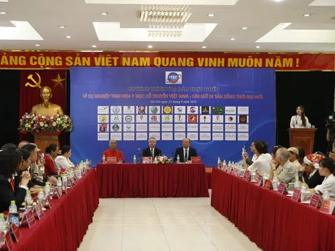 Giữ gìn, bảo tồn và phát huy tinh hoa Đông y gia truyền