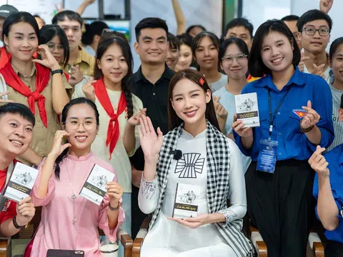 Sắc đẹp và tri thức hội tụ tại chuỗi sự kiện Trung Nguyên Legend dịp Quốc khánh