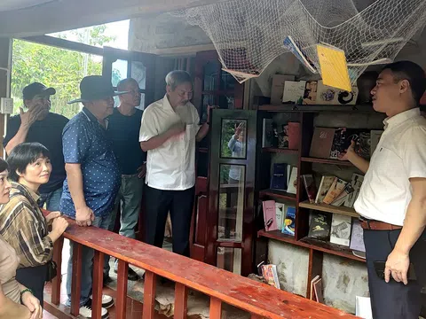 Hành trình 10 năm của nhóm thơ Facebach