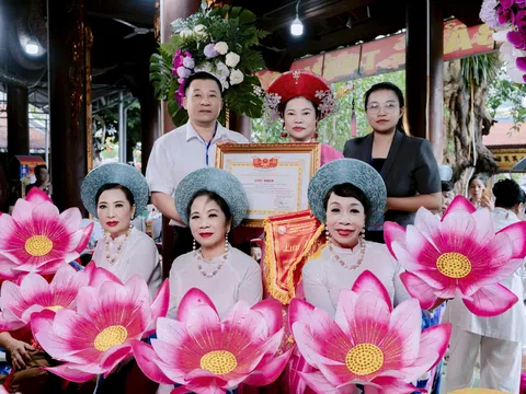 Nghệ nhân đồng thầy Đàm Thị Bình - Người giữ lửa tín ngưỡng và văn hóa dân tộc