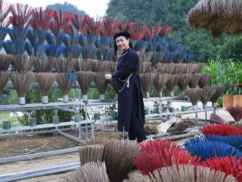 Hương Phia Thắp Cao Bằng