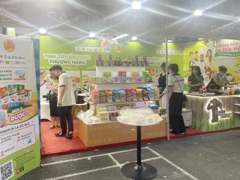 Đồng Tháp đón 375 ngàn lượt du khách trong tháng 11