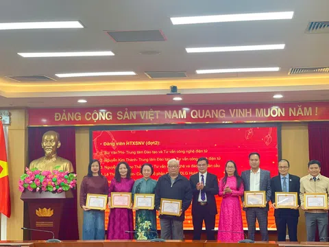 Hà Nội: Đảng bộ Doanh nghiệp phường Ô Chợ Dừa xác định văn hóa doanh nghiệp và trách nhiệm xã hội là trọng tâm