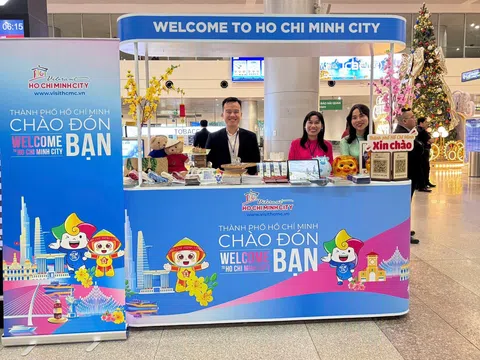 TP. Hồ Chí Minh đón đoàn du khách đầu năm 2026: Khởi đầu du lịch mạnh mẽ của một siêu đô thị
