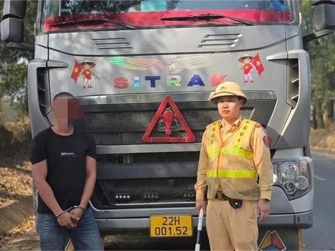 Tuyên Quang: CSGT liên tiếp phát hiện tài xế xe tải dương tính với ma túy