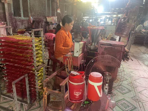Thăng trầm làng nhang Lê Minh Xuân - lớn nhất vùng Nam Bộ