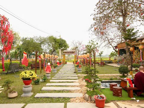 Thanh Hoá: Chùa Mao Xá thu hút du khách những đầu Xuân Bính Ngọ
