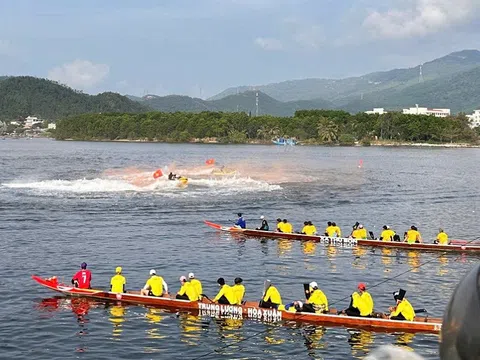 Đà Nẵng: Sôi nổi Hội đua thuyền truyền thống sông Cu Đê