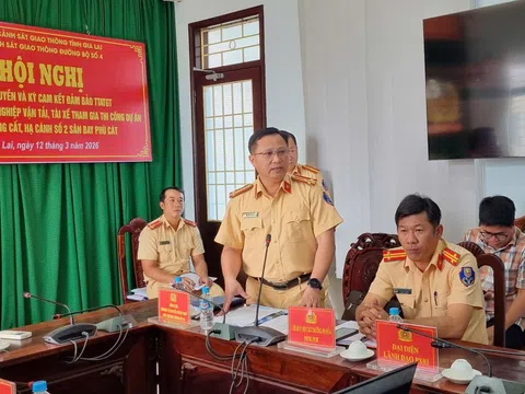 Gia Lai: Đẩy mạnh tuyên truyền, kiên quyết xử lý xe tải thi công sân bay Phù Cát vi phạm giao thông