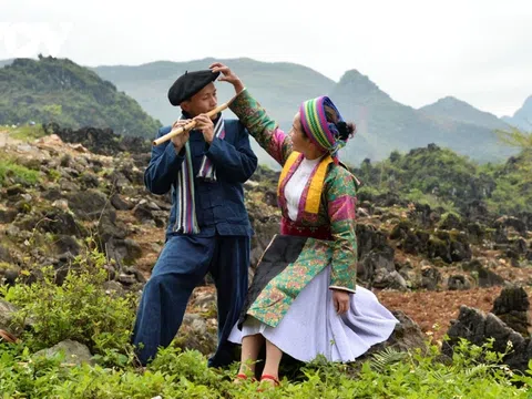 Thơ: Lời hẹn trong mây