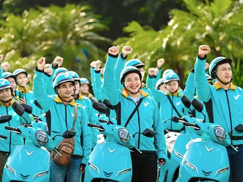 Tài xế công nghệ chuyển sang xe điện: Chạy không lo chi phí, tiền về “dày ví” hơn hẳn