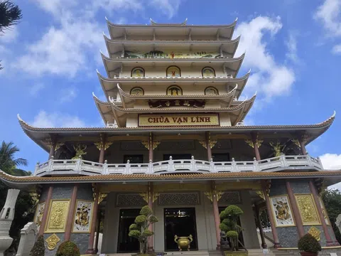 An Giang: Núi Cấm – Thiên đường du lịch văn hoá  tâm linh thu hút du khách