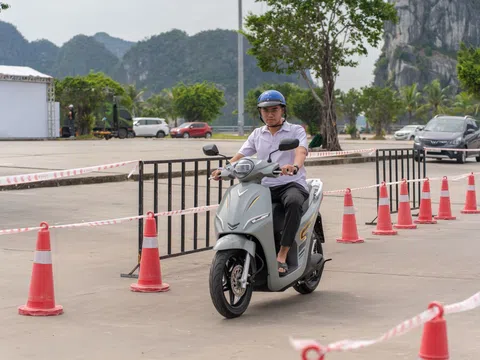 Từ học sinh đến người chạy dịch vụ, xe máy điện VinFast ngày càng phủ kín nhu cầu người dùng