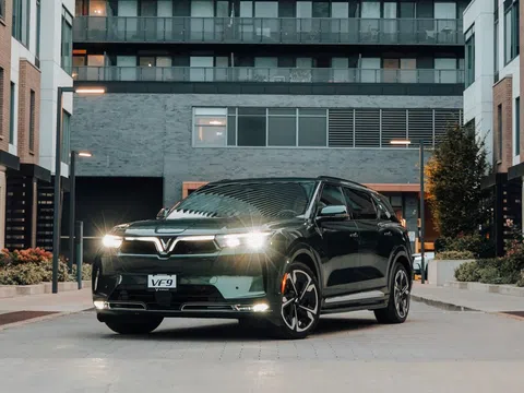 Khách hàng Việt: VinFast VF 9 là mẫu xe “vừa có thể đón đối tác, vừa chở gia đình đi chơi xa”