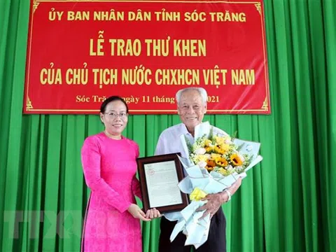 Chủ tịch nước gửi thư biểu dương cụ ông gần 100 tuổi tích cực làm từ thiện