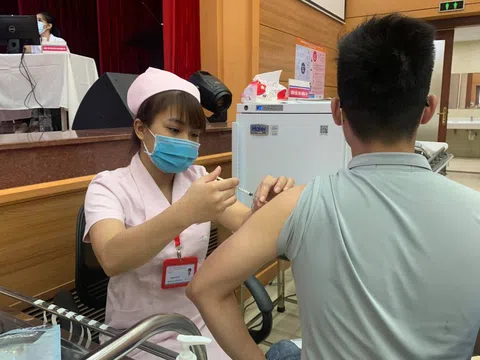 Bộ Y tế chốt tiến độ tiêm vaccine ngừa COVID-19