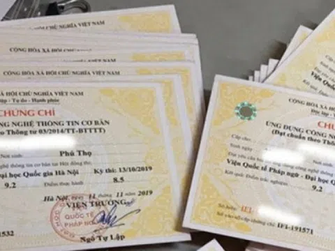 Cắt giảm văn bằng, chứng chỉ: Giảm tiêu cực cho xã hội