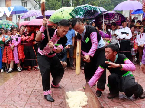 Sơn La không tổ chức Ngày hội văn hóa các dân tộc huyện Mộc Châu