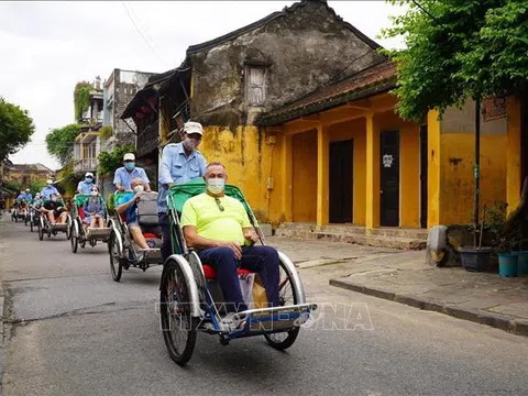 "Mở cửa" du lịch từ 15/3: Phục hồi an toàn, phát triển bền vững