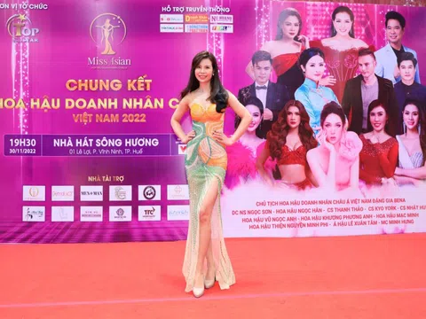 Doanh nhân Thái Hậu cỗ vũ các thí sinh Hoa hậu Doanh nhân Châu Á Việt Nam 2022