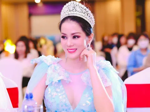 Á hậu Xuân Tâm đọ sắc cùng dàn mỹ nhân trong đêm bán kết Hoa hậu Doanh nhân Việt Nam 2023