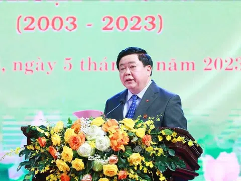 Không ngừng nâng cao chất lượng, hiệu quả công tác lý luận, phê bình văn học, nghệ thuật