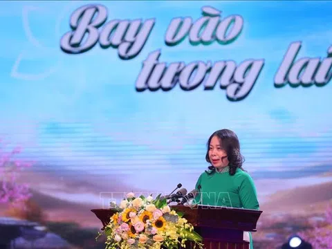 Chương trình "Mùa xuân cho em" lần thứ 17: “Bay vào tương lai”