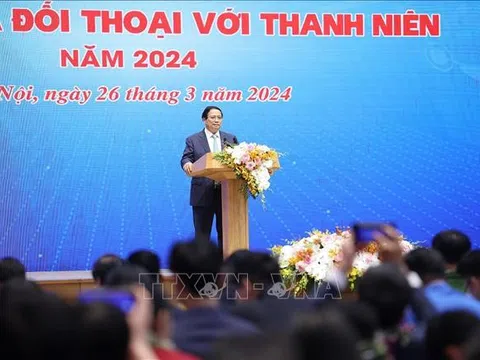 Thủ tướng Phạm Minh Chính gặp mặt và đối thoại, trả lời nhiều câu hỏi khó của thanh niên.