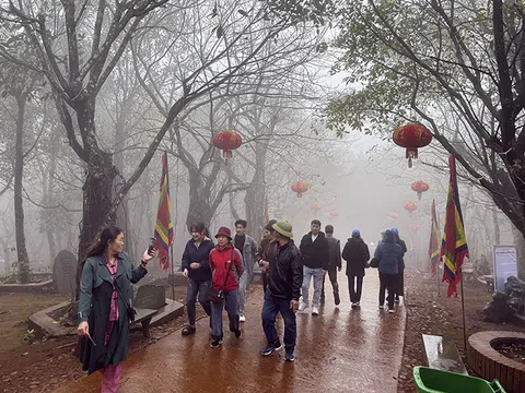 Ngày 26/1: Bắc Bộ rét, mưa phùn, Nam Bộ nắng ráo