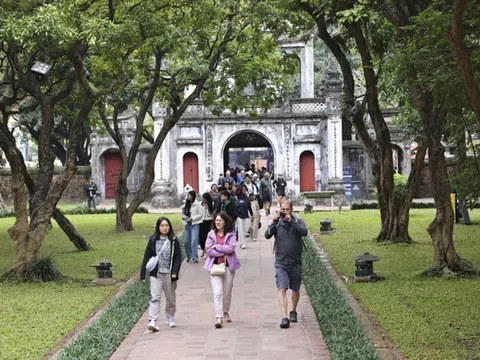 Ngày 30/3: Nắng nóng bao trùm, nhiều nơi xuất hiện mưa dông cục bộ