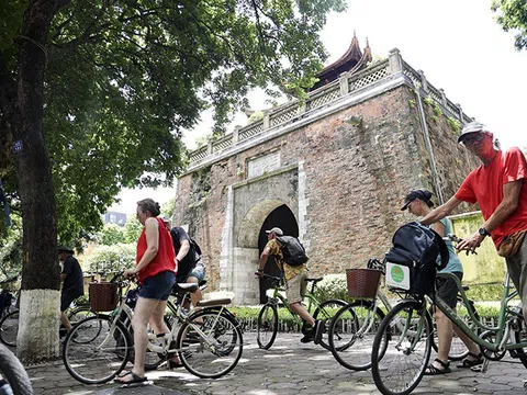 Thời tiết ngày 5/4: Nắng nóng gia tăng trên diện rộng, Bắc Bộ có mưa vài nơi