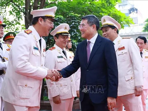 Thủ tướng Lê Minh Hưng: Tên gọi 'Cảnh sát hình sự' mãi là niềm tin cậy của Nhân dân