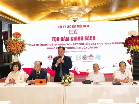 Hội Kỷ lục gia Việt Nam đồng hành thực hiện Nghị quyết số 68