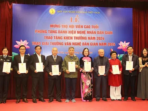 Vinh danh Nghệ nhân dân gian và trao Giải thưởng Văn nghệ dân gian Việt Nam 2024