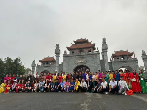 Doanh nhân Hà Viết Quý vinh quy bái tổ - Ghi dấu thành công góp sức giữ hồn dân tộc