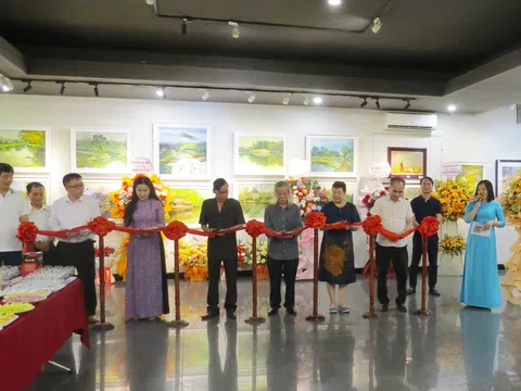 Nhóm trực hoạ “Làng tôi” được khai sinh tại 16 Ngô Quyền…!!!