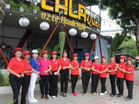 “Bữa trưa không đồng” - Nơi yêu thương được san sẻ