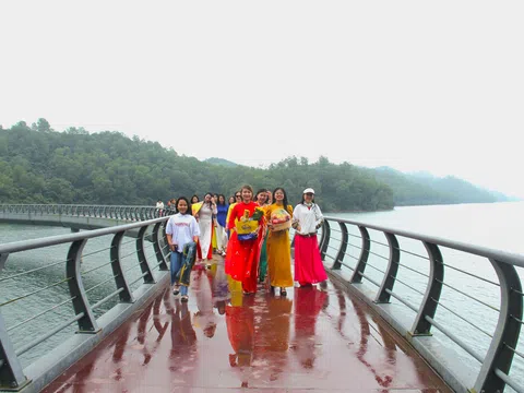 Hồ Kẻ Gỗ - Dấu ấn một thời hoa lửa