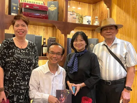 Thơ Nguyễn Nho Khiêm, tiếng thơ biếc xanh từ tâm hồn