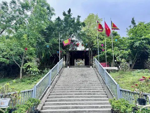 Đền Thánh Mẫu - Ngọn nguồn linh khí giữa miền địa linh nhân kiệt