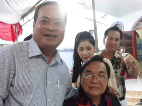 Người nghệ sĩ gìn giữ hồn dân tộc qua lời ca, tiếng hát