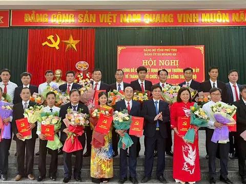 Phú Thọ: Xã Hoàng An công bố các quyết định về tổ chức bộ máy và công tác cán bộ