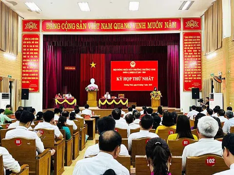 Phường Trường Vinh (Nghệ An) tổ chức Hội nghị BCH Đảng bộ và kỳ họp HĐND khóa I, nhiệm kỳ mới