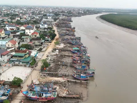 Nghệ An: Cấm tàu thuyền và phương tiện vận tải ra khơi từ 5h ngày 21/7/2025