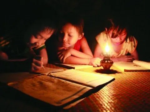 Ngọn đèn dầu trong ký ức tuổi thơ