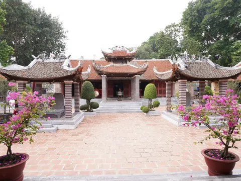 Từ cây đa, giếng nước, sân đình đến bài toán bảo tồn văn hóa