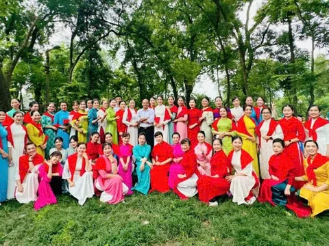 Sắc hoa rực rỡ trên Quảng trường Ba Đình lịch sử