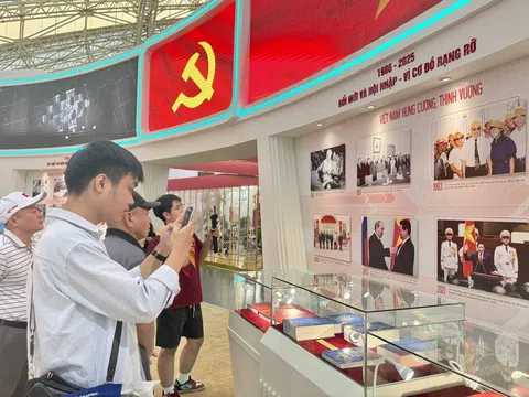 Triển lãm Thành tựu đất nước đón hơn 650.000 lượt khách trong ngày thứ 3 mở cửa